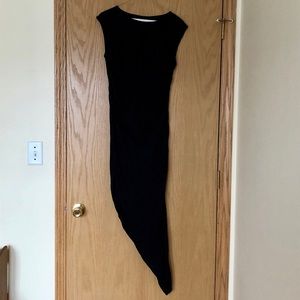 ⭐️HP Black Asymmetrical BCBGMaxAzira Jenifer Dress